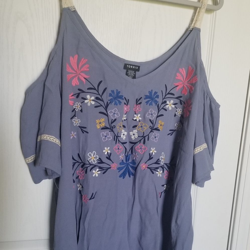 Torrid cold shoulder top
